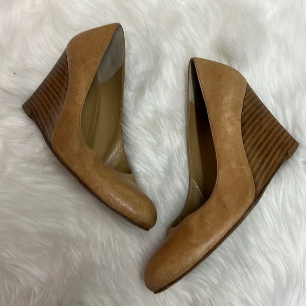 Stuart Weitzman For Scoop Wooden Wedges Size 8 B-23
